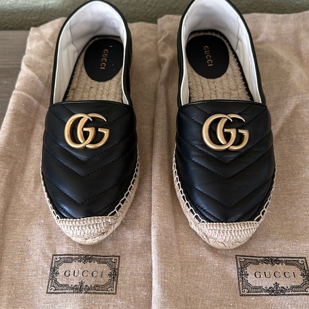 Gucci Pilar GG Matelasse Chevron Flat Espadrille Leather. Never worn. Dust bag